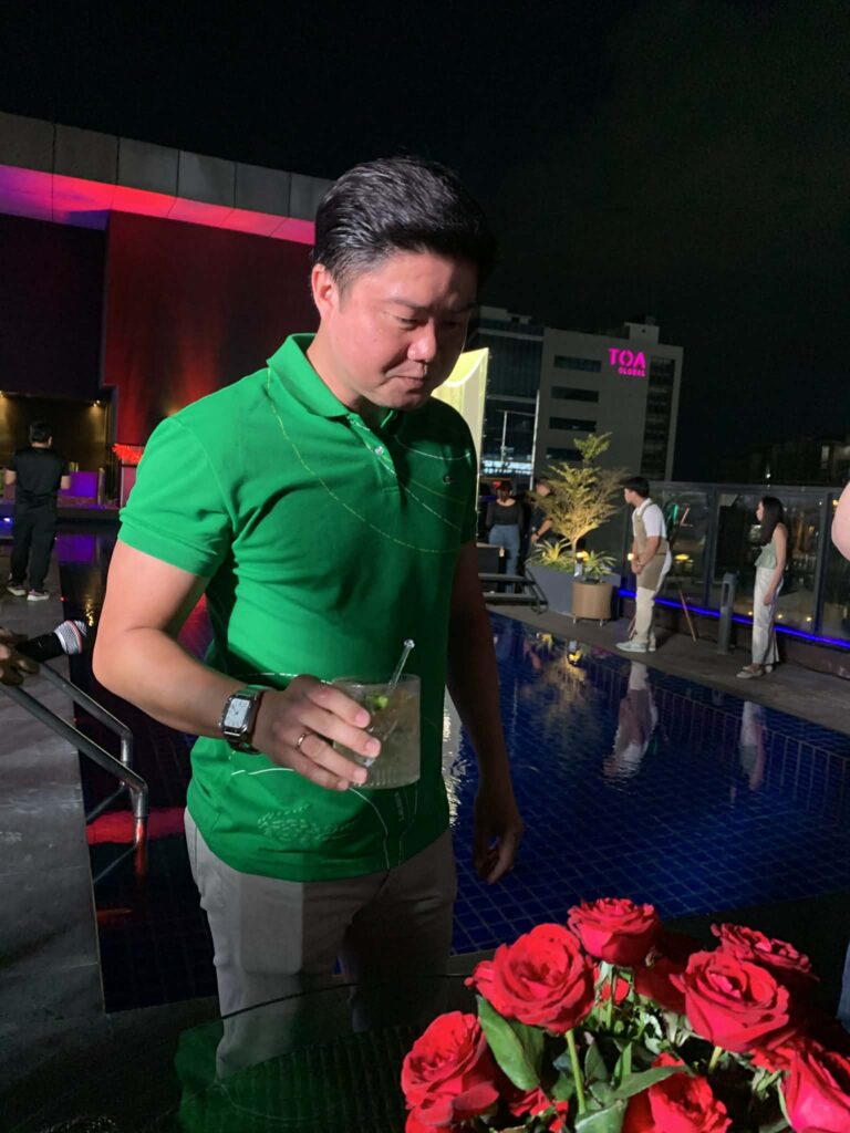 B807210a f9ec 4e67 9315 8428533095fd