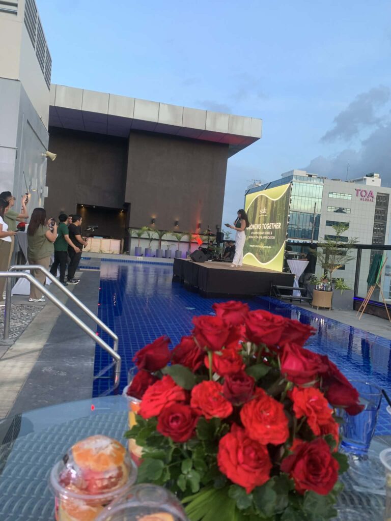 C903d921 8320 43ac bea1 39ecb22080bf